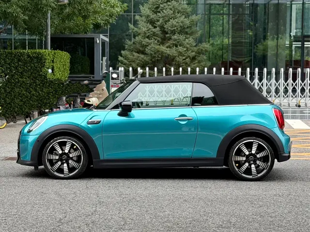 MINI Hatch — Фото автомобиля 15