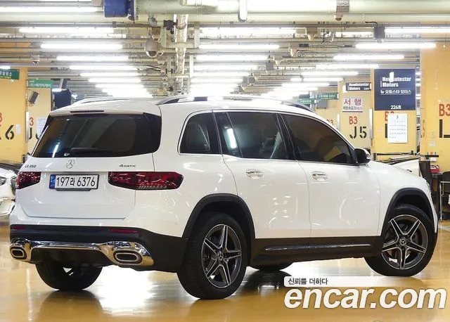 Mercedes-Benz GLB-Class — Фото автомобиля 2
