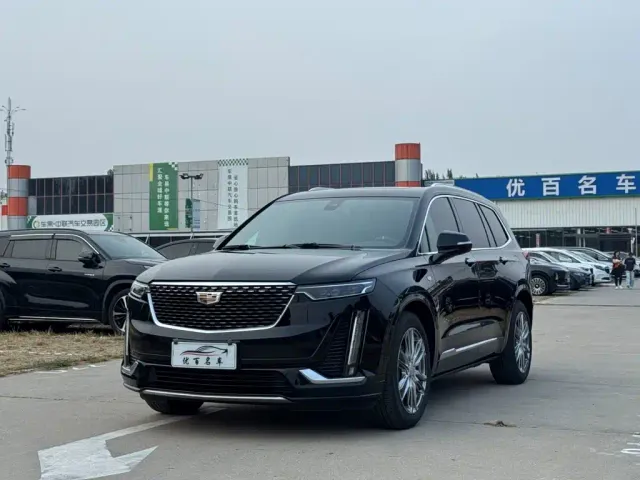 Фотография автомобиля — Cadillac XT6