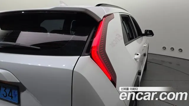 Kia Niro New — Фото автомобиля 8