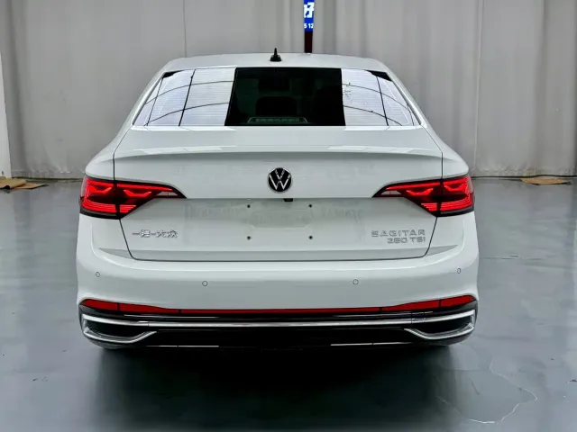 Volkswagen Sagitar — Фото автомобиля 16