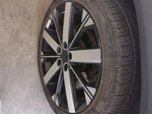 Geely ICON — Фото автомобиля 6
