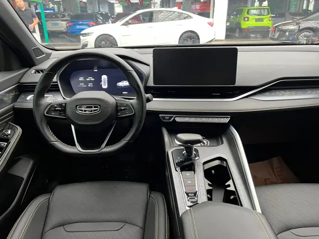 Geely Xingrui — Фото автомобиля 5