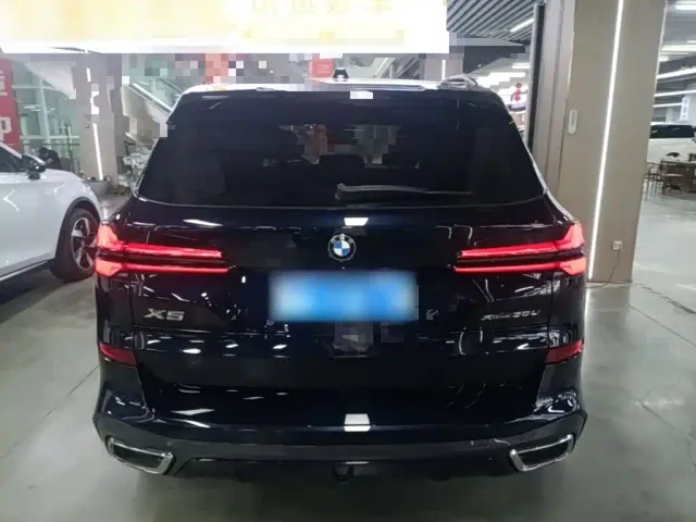 BMW X5 — Фото автомобиля 5