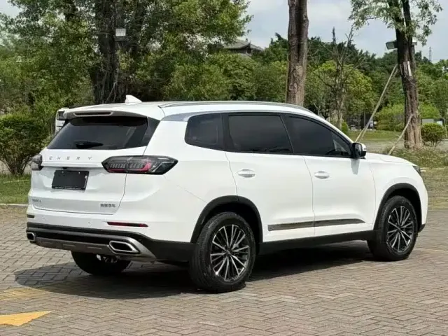 Chery Tiggo 8 — Фото автомобиля 4
