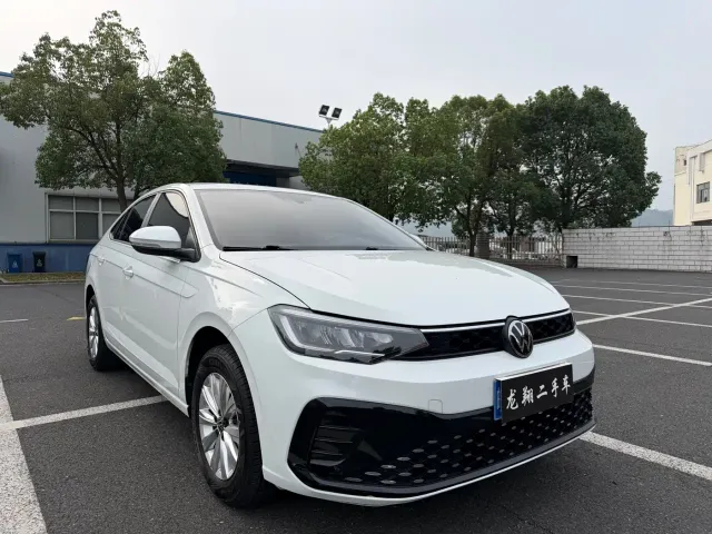 Volkswagen Lavida — Фото автомобиля 3