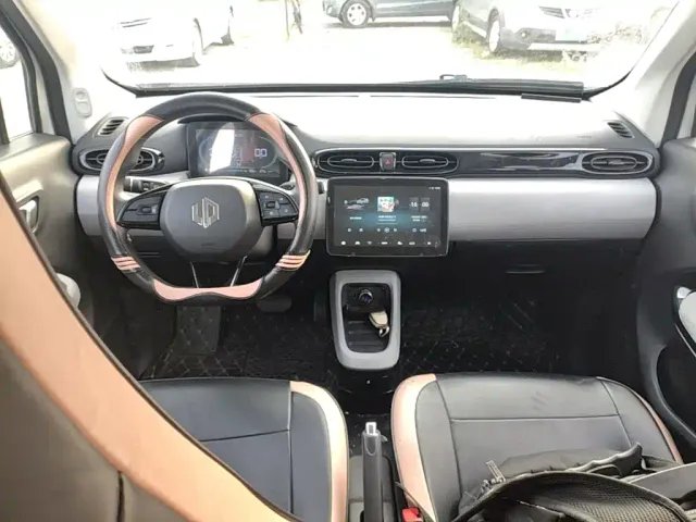 Leapmotor T03 — Фото автомобиля 9
