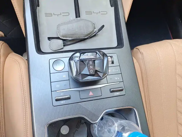 BYD Song L DM-i — Фото автомобиля 13