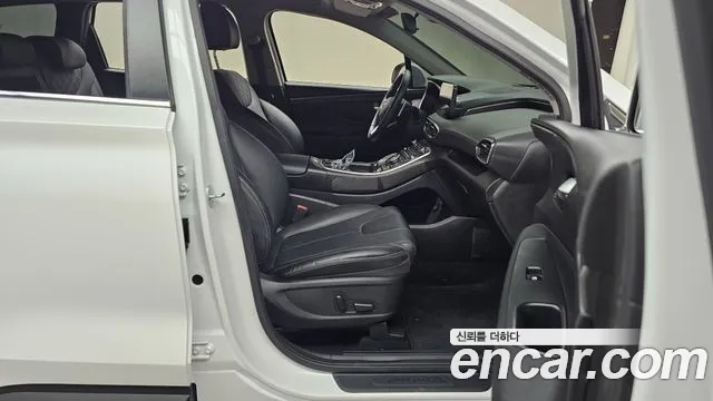 Hyundai Santafe Новый Santa Fe Дизель 2.2 4WD — Фото автомобиля 26