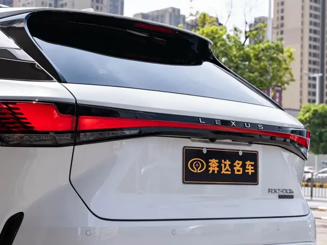 Lexus RX — Фото автомобиля 7