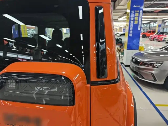 iCAR V23 — Фото автомобиля 7
