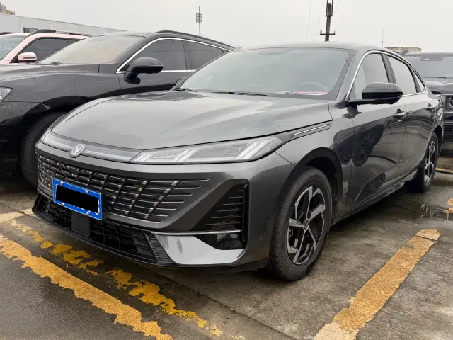 Фотография автомобиля — Changan Eado