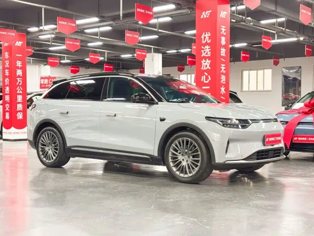 Leapmotor C11 — Фото автомобиля 2