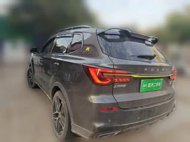 Roewe RX5 — Фото автомобиля 6
