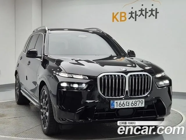 BMW X7 G07 — Фото автомобиля 3