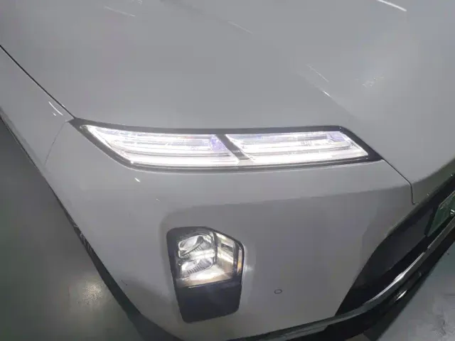 Nio ES8 — Фото автомобиля 5