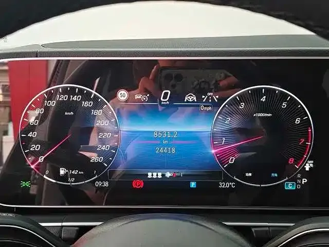 Mercedes-Benz GLE-Class — Фото автомобиля 12