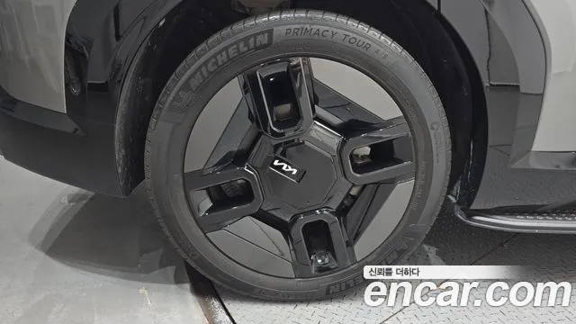 Kia EV9 — Фото автомобиля 5