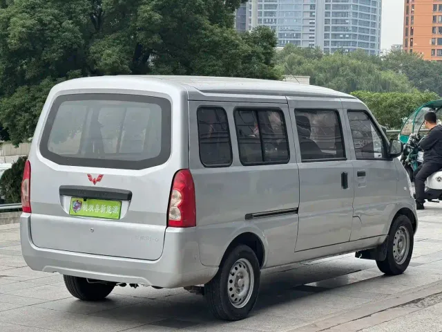 Wuling Rongguang EV — Фото автомобиля 9