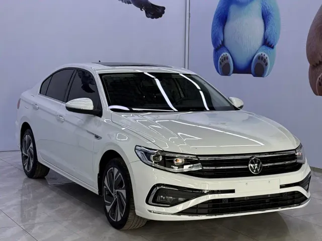 Volkswagen Bora — Фото автомобиля 3