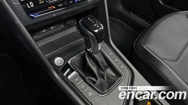 Volkswagen Tiguan — Фото автомобиля 9