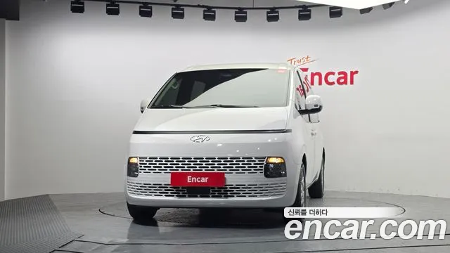 Hyundai Staria Staria Карго 5 мест — Фото автомобиля 3