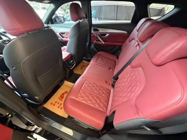 Jetour X70 Plus — Фото автомобиля 8
