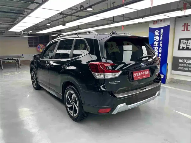 Subaru Forester — Фото автомобиля 9