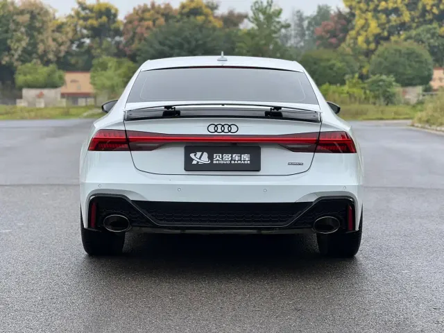 Audi A7 — Фото автомобиля 5