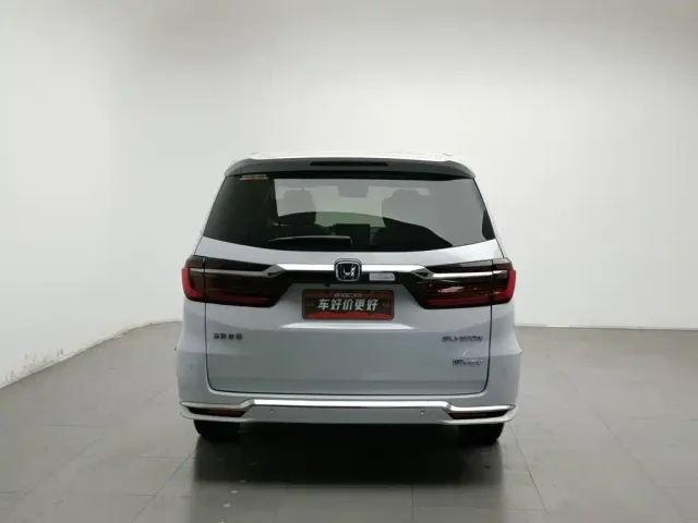 Honda Elysion — Фото автомобиля 4