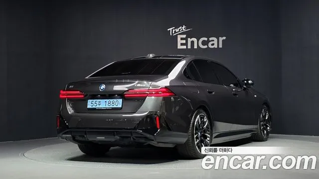 BMW i5 — Фото автомобиля 2