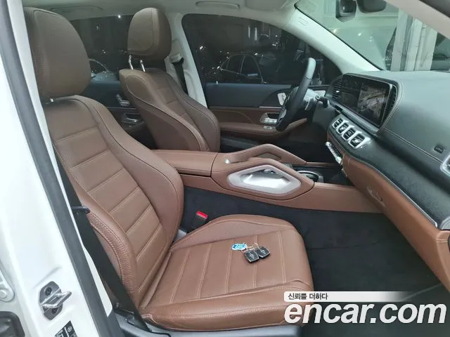 Mercedes-Benz GLE-Class — Фото автомобиля 14