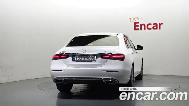 Mercedes-Benz E-Class E-класс W213 E350 4MATIC Exclusive — Фото автомобиля 4