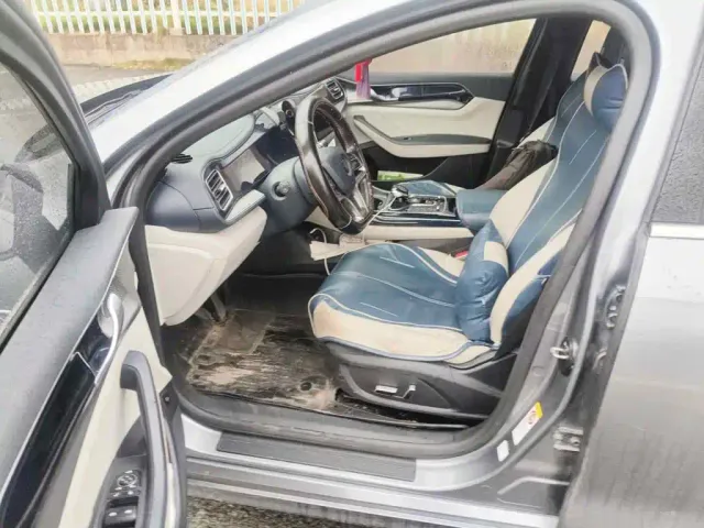 BYD Qin PLUS — Фото автомобиля 8