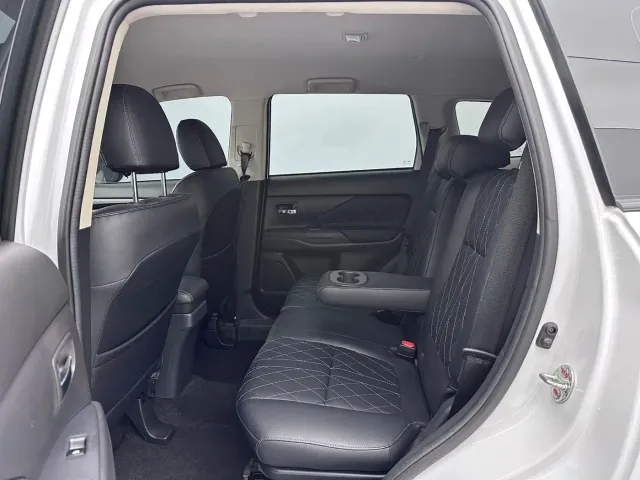 Mitsubishi Outlander — Фото автомобиля 15