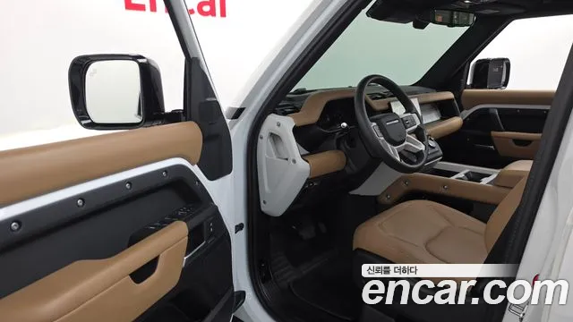 Land Rover Defender L663 — Фото автомобиля 15