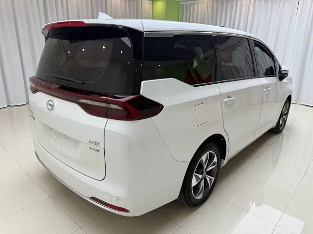 GAC Trumpchi M6 — Фото автомобиля 4