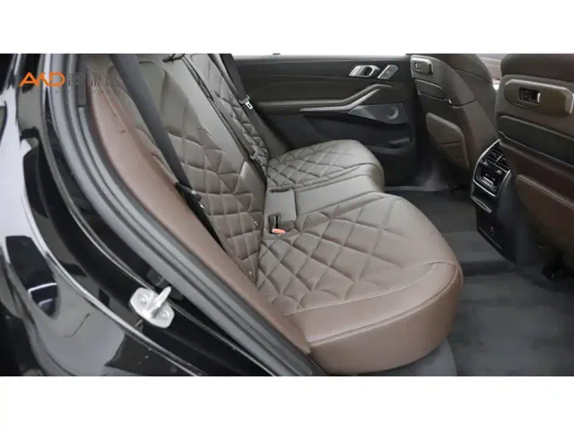 BMW X5 — Фото автомобиля 8