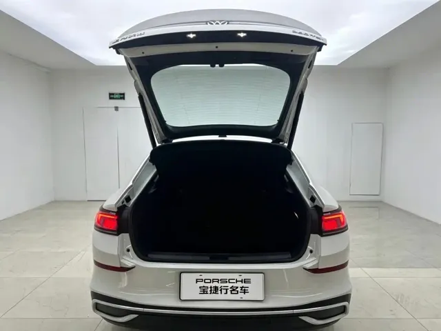 Volkswagen Lamando — Фото автомобиля 7