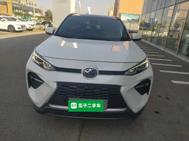 Toyota Wildlander — Фото автомобиля 2