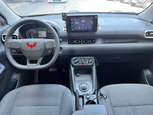 Wuling Hongguang — Фото автомобиля 11