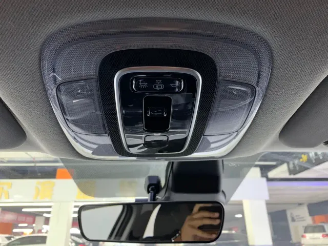 Hyundai Elantra — Фото автомобиля 9