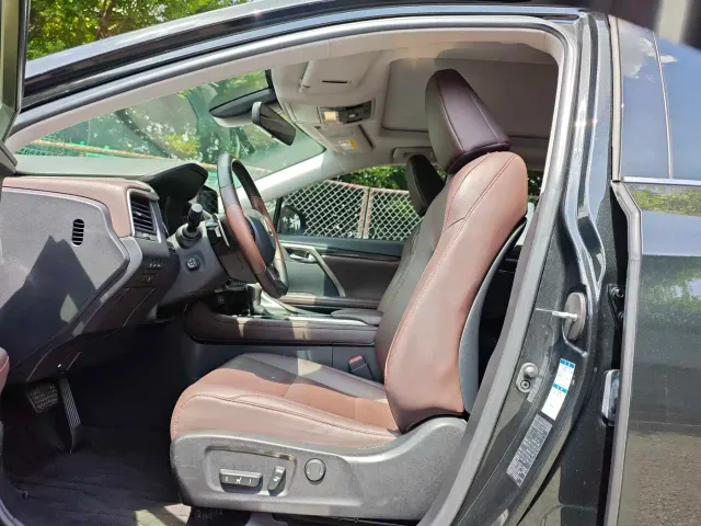 Lexus RX — Фото автомобиля 7