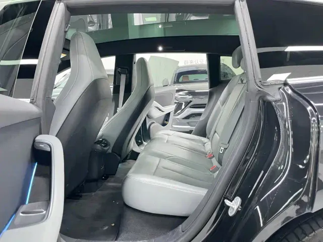 Nio ET5 Touring — Фото автомобиля 9