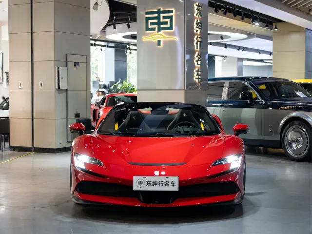 Ferrari SF90 — Фото автомобиля 3