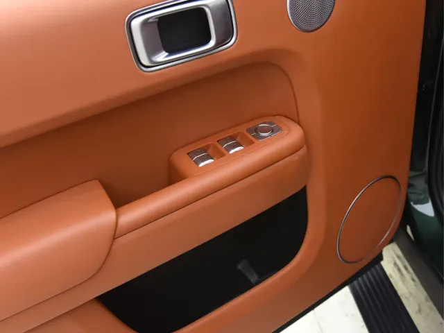 Li Auto Li Xiang L9 2022 Max — Фото автомобиля 13