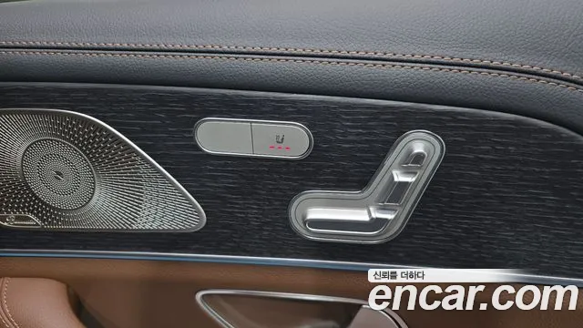 Mercedes-Benz GLE-Class — Фото автомобиля 15