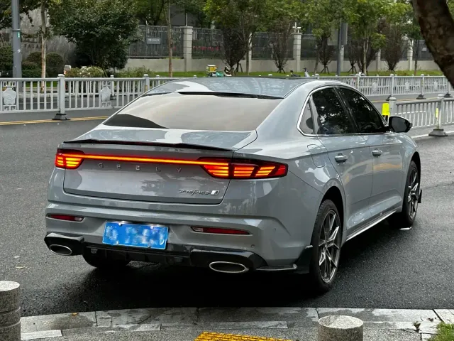 Geely Xingrui — Фото автомобиля 12