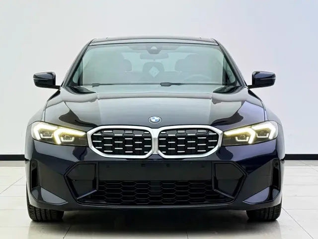 BMW 3 Series — Фото автомобиля 2