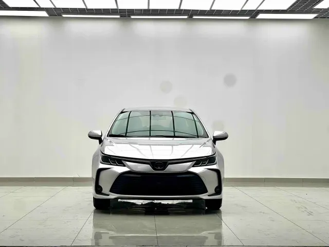 Toyota Corolla — Фото автомобиля 2